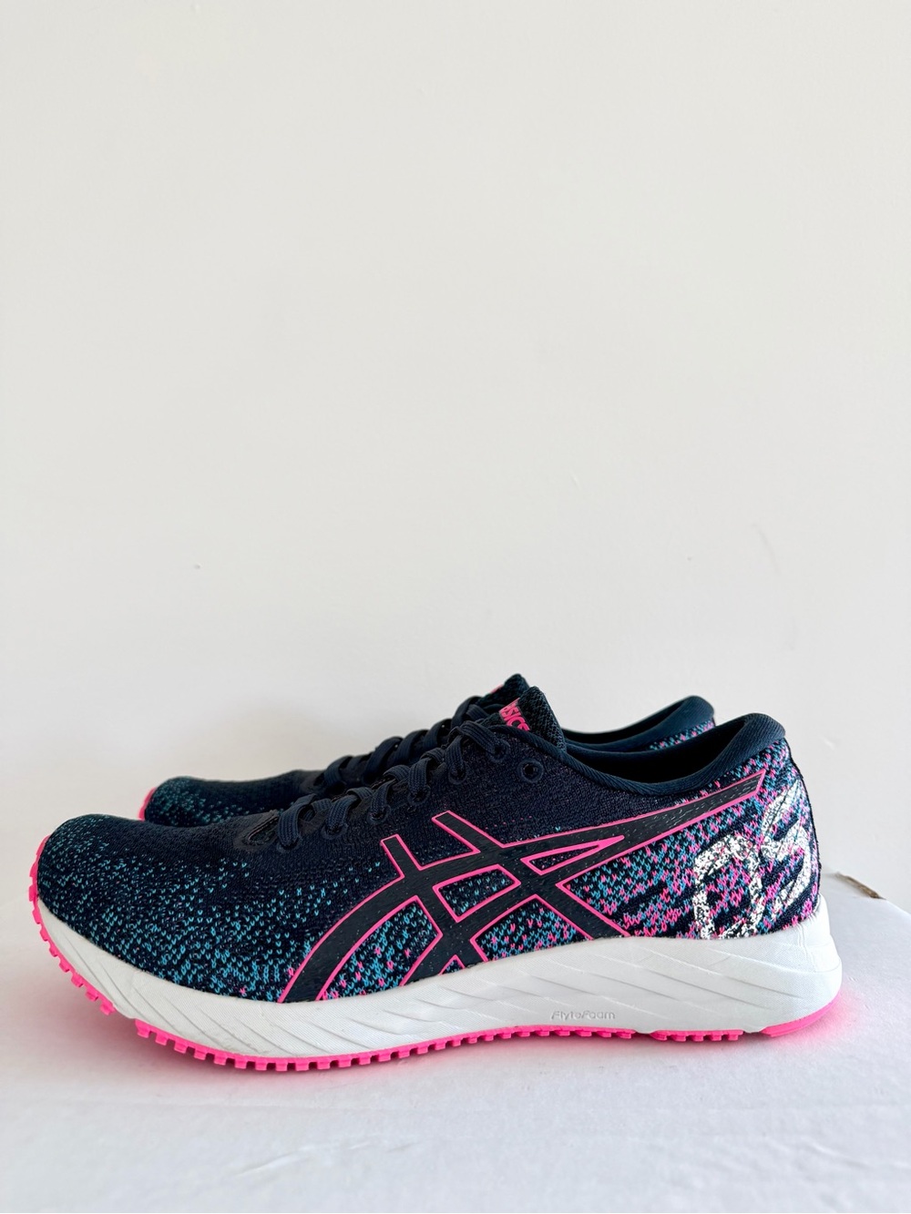 ASICS Womens Gel-DS Trainer 26 Running Shoes Navy/Hot Pink (8) MINT CONDITION! - Picture 2 of 11